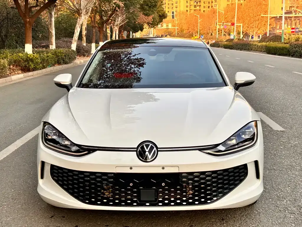 Volkswagen Lamando 2024 из CN, фото 10