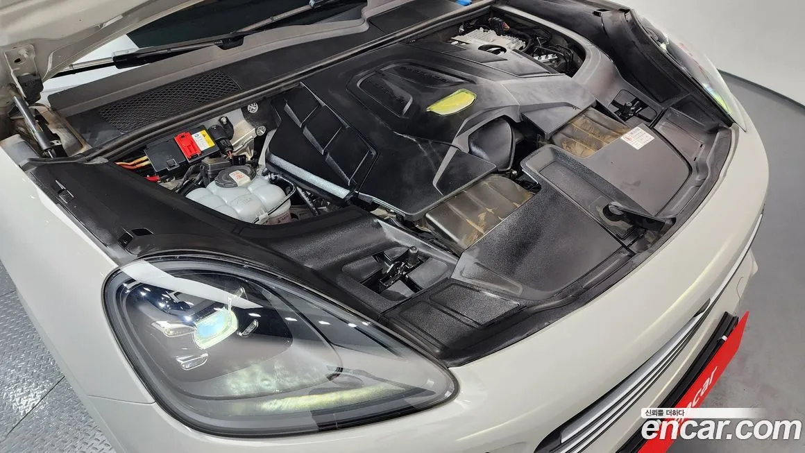 Porsche Cayenne 2022 из KR, фото 8