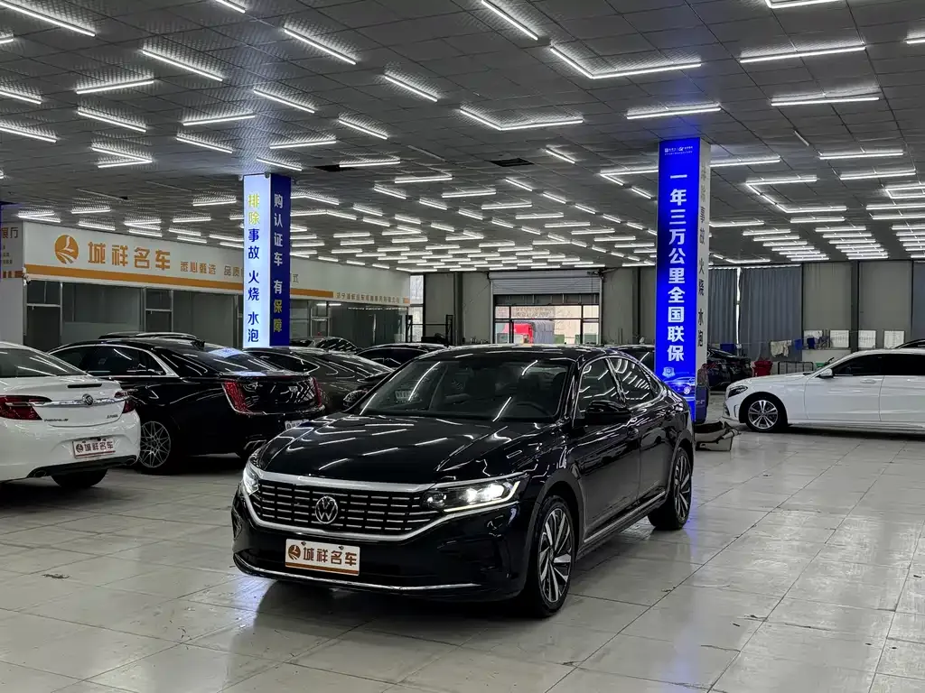 Volkswagen Passat 2023 из CN, фото 1