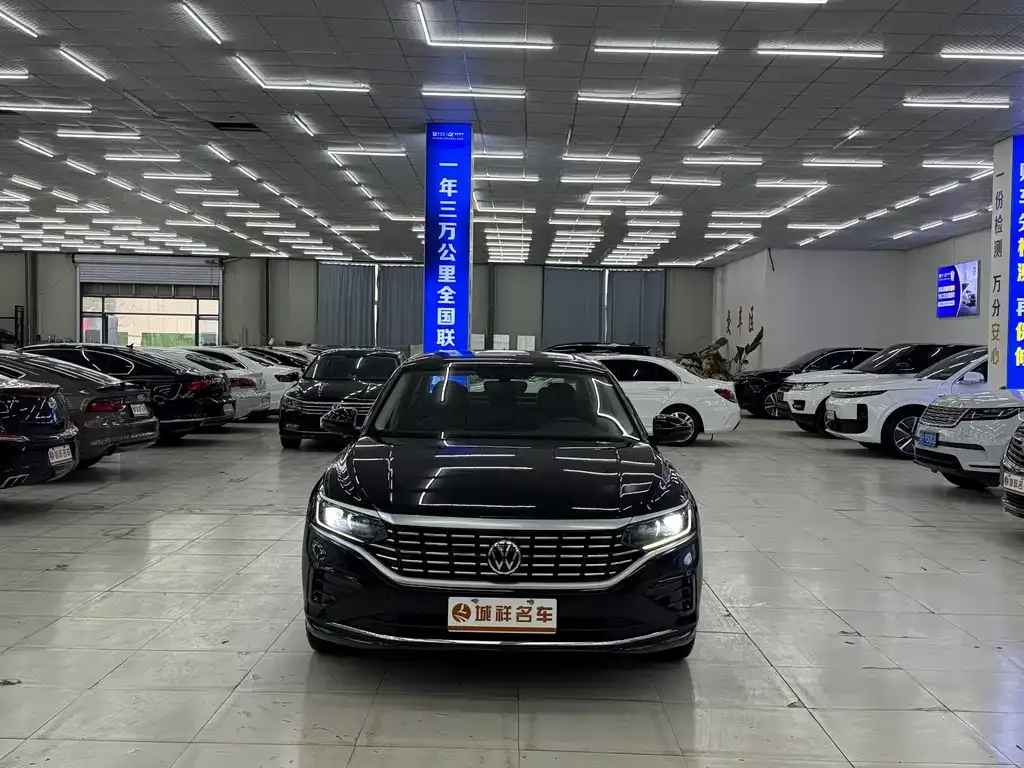 Volkswagen Passat 2023 из CN, фото 4