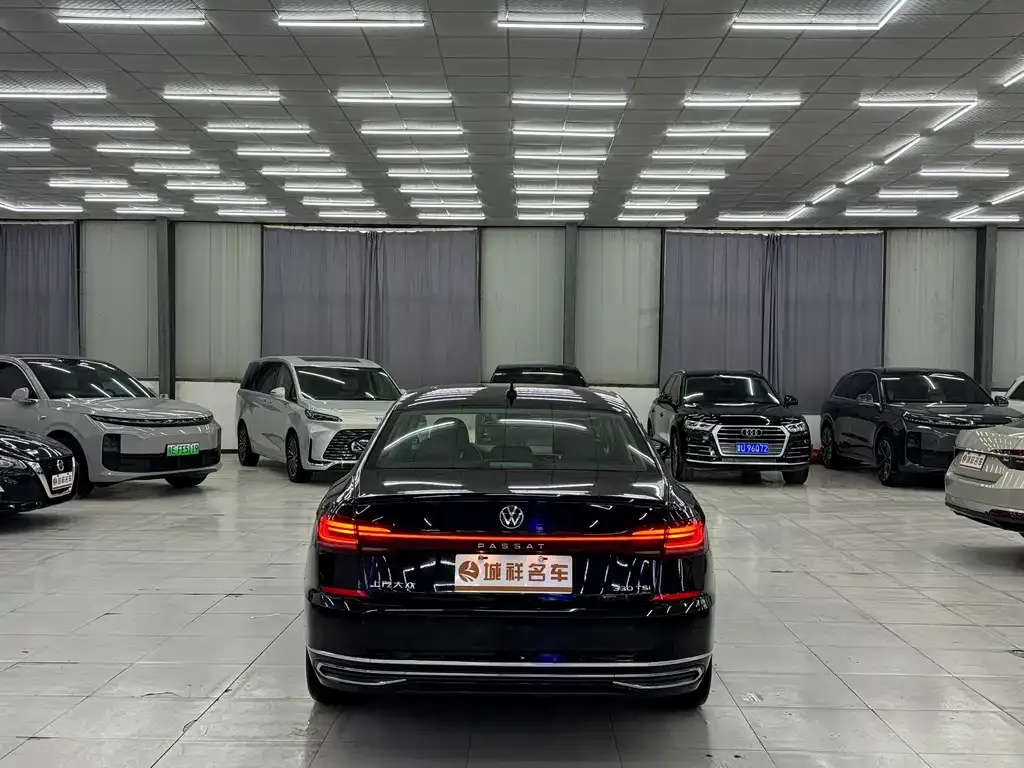Volkswagen Passat 2023 из CN, фото 7