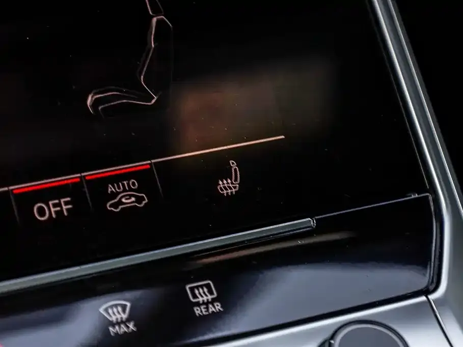 Audi A6L 2024 из CN, фото 7