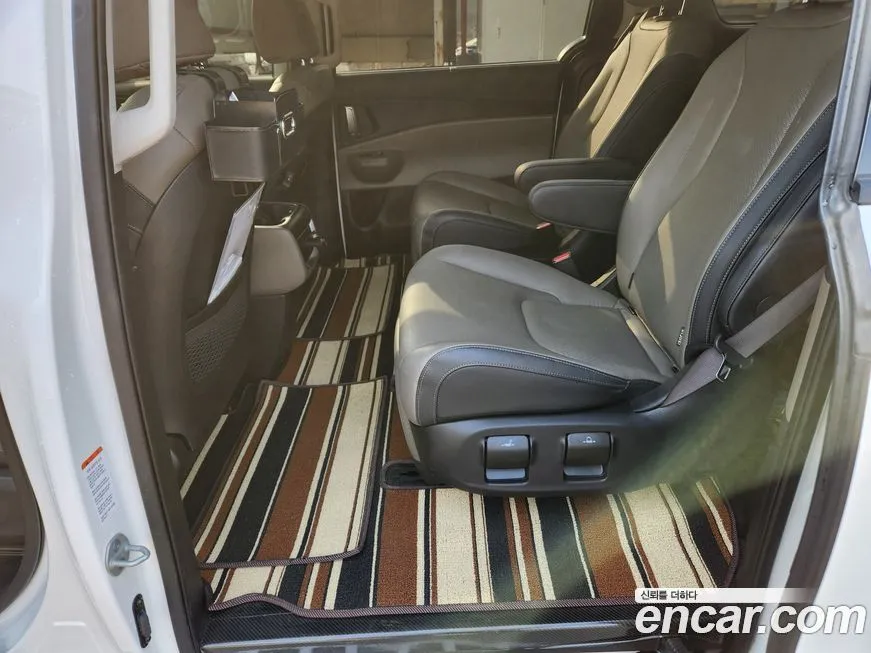 Kia Carnival — фото 2