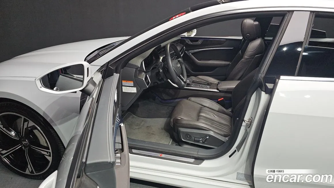 Audi A7 2021 из KR, фото 10