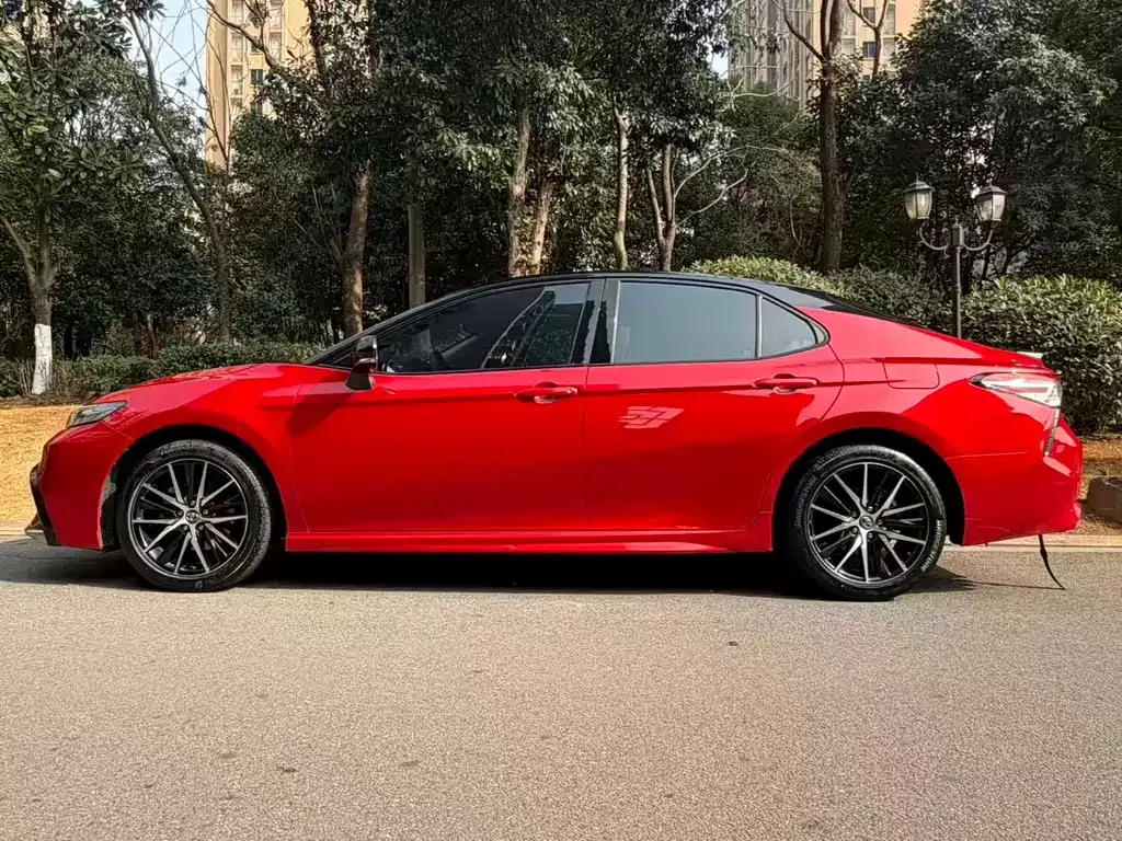 Toyota Camry 2021 из CN, фото 7