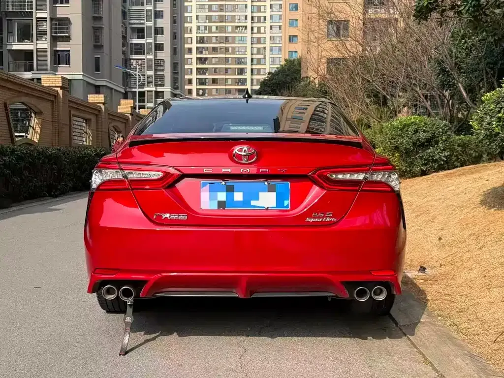 Toyota Camry 2021 из CN, фото 6