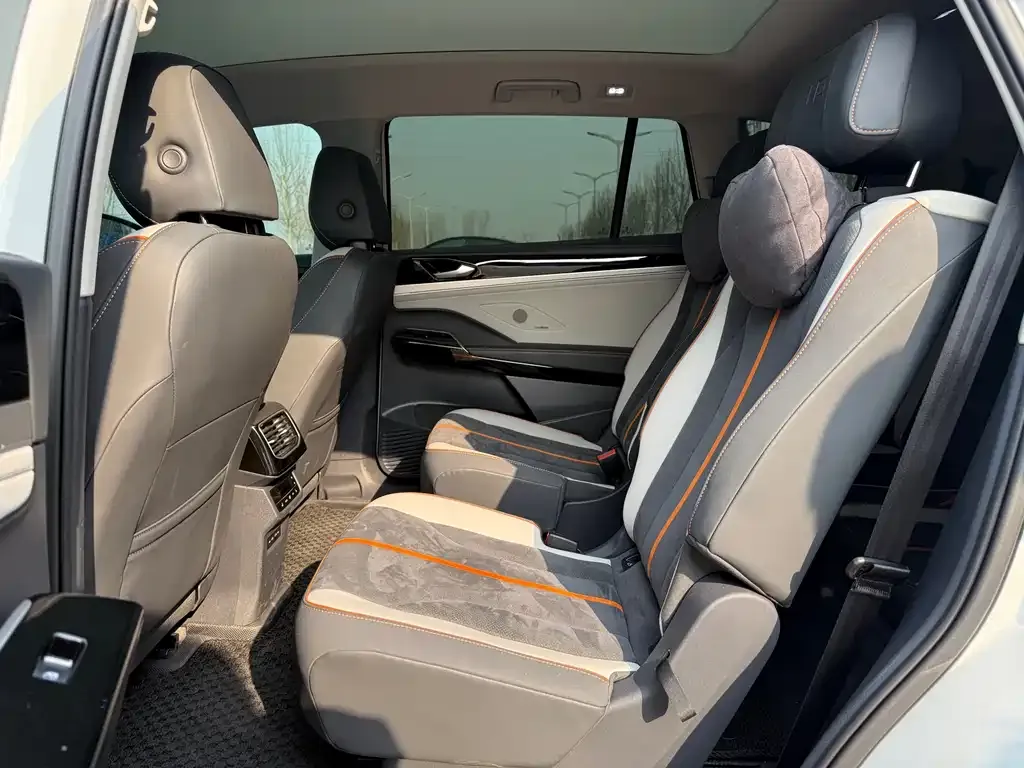 Volkswagen ID.6 Crozz 2024 из CN, фото 2