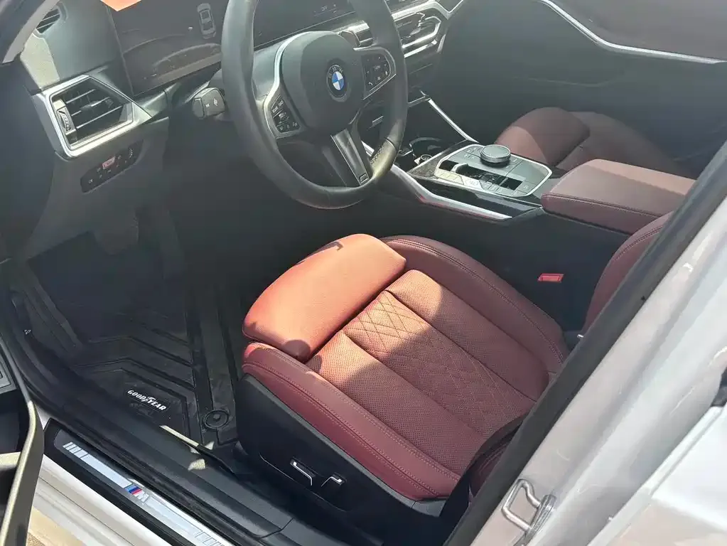 BMW 3 Series 2023 из CN, фото 3