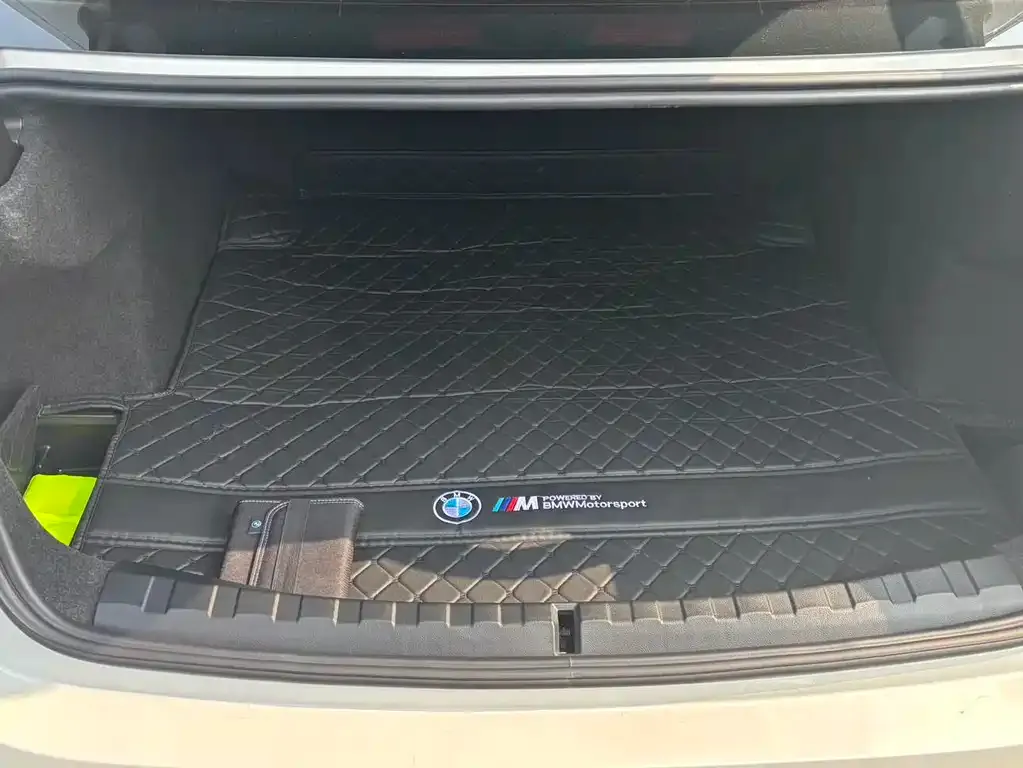 BMW 3 Series 2023 из CN, фото 6