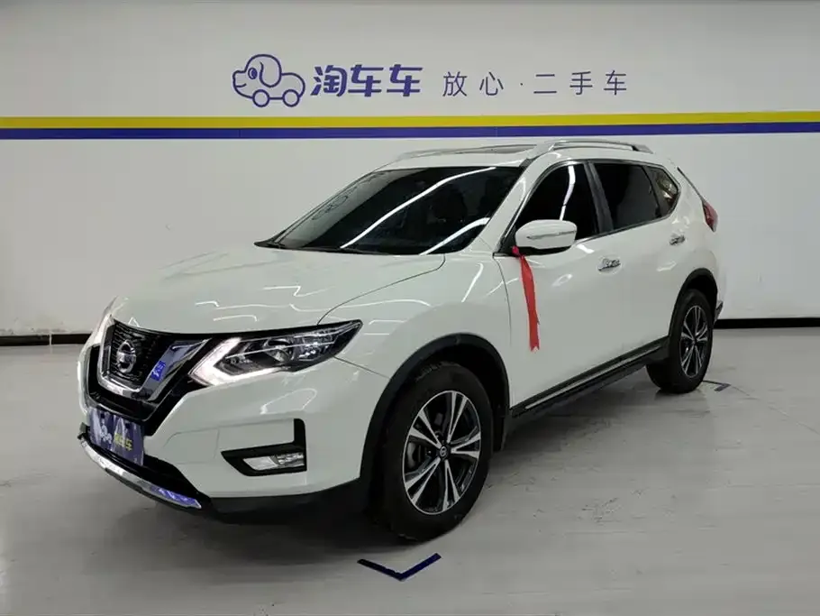 Nissan X-Trail — фото 1