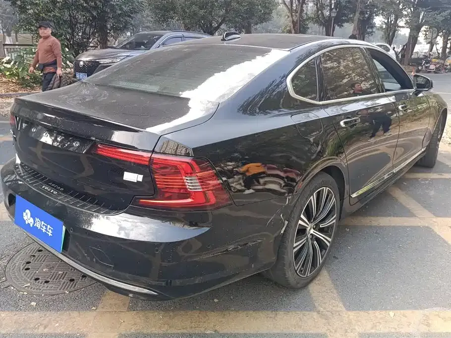 Volvo S90 PHEV 2021 из CN, фото 5