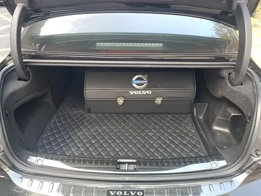 Volvo S90 PHEV 2021 из CN, фото 9