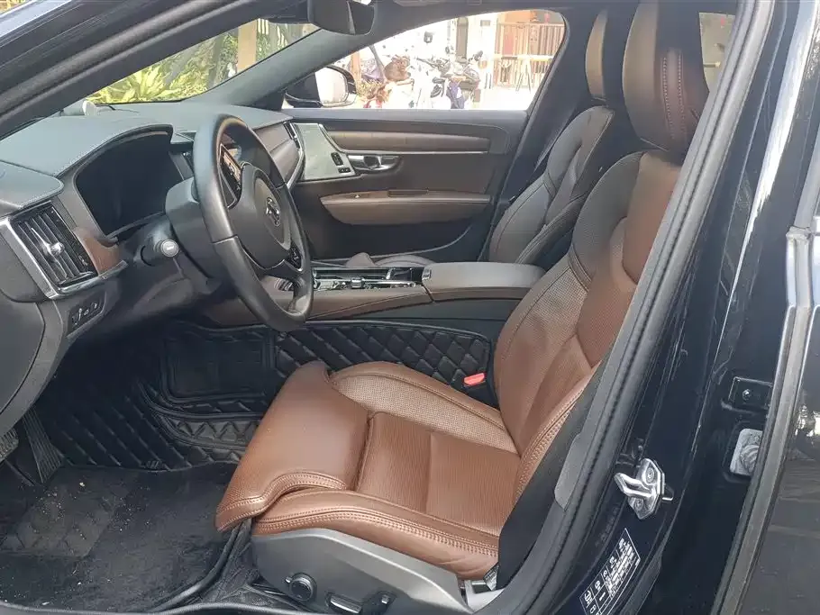 Volvo S90 PHEV 2021 из CN, фото 8