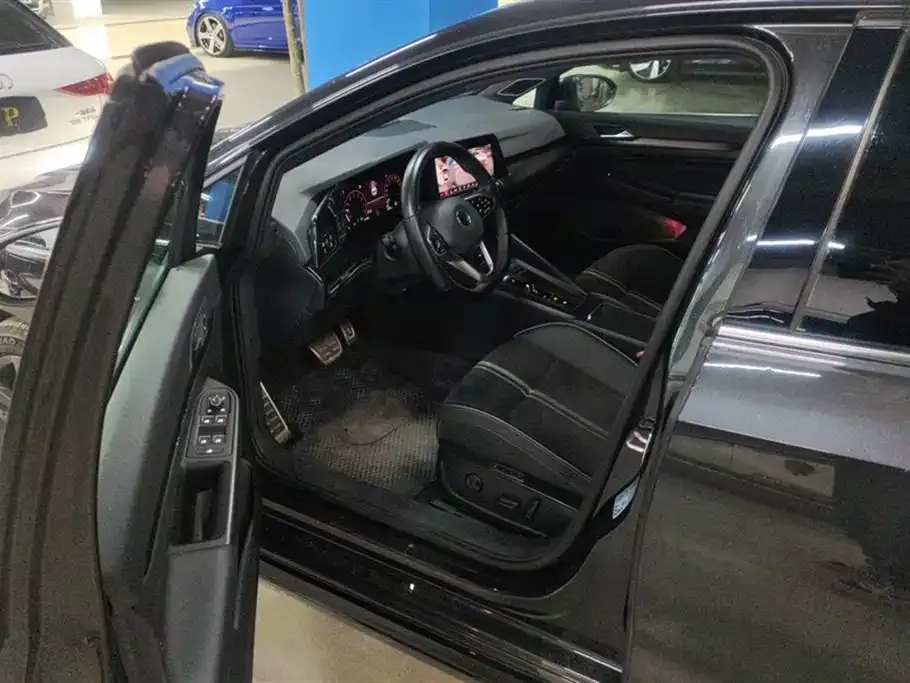 Volkswagen Golf 2021 из CN, фото 9