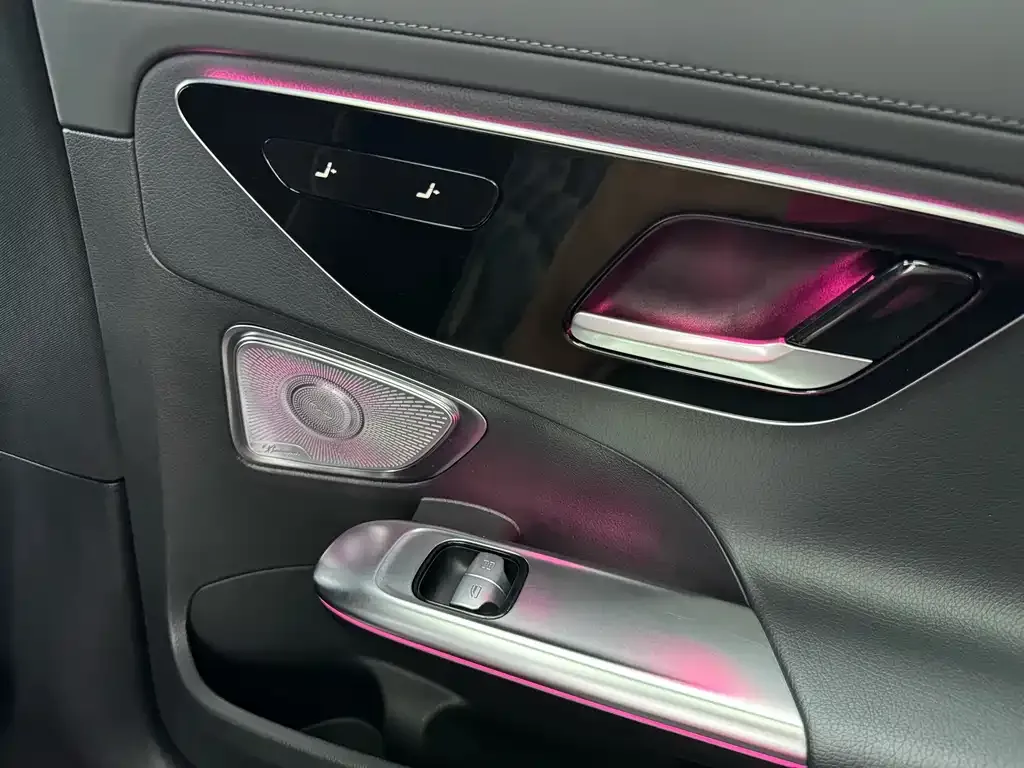 Mercedes-Benz C-Class 2023 из CN, фото 3
