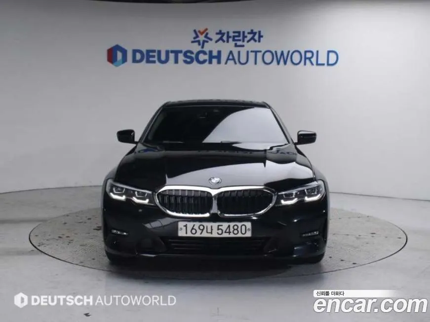 BMW 3-Series 2022 из KR, фото 2