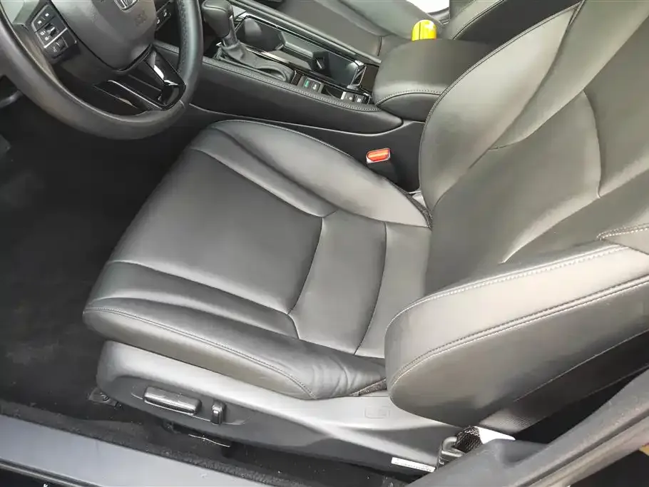 Honda Accord — фото 5