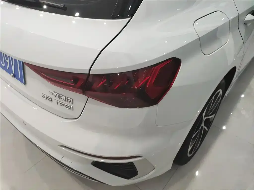 Audi A3 2023 из CN, фото 3