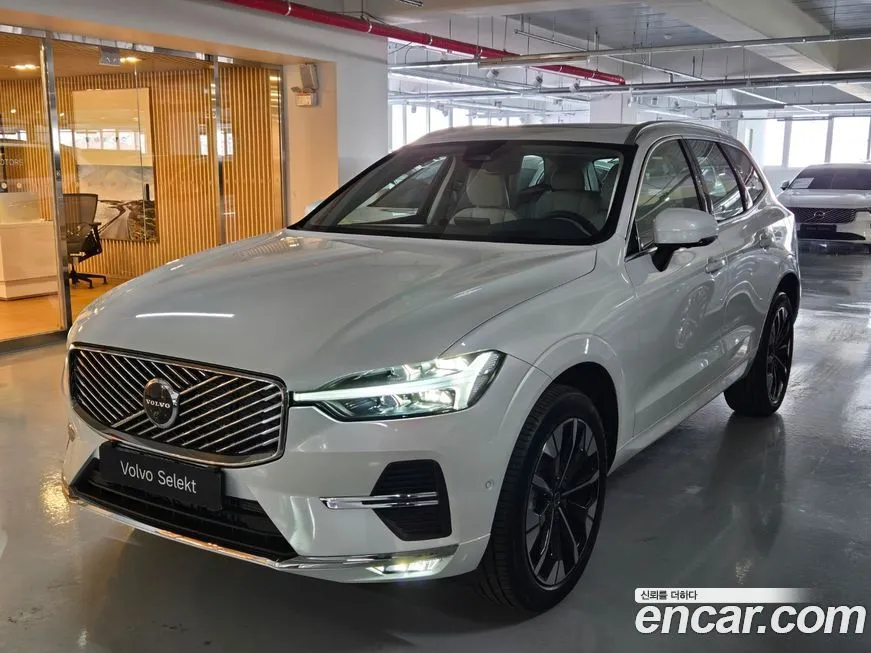 Volvo XC60 — фото 1