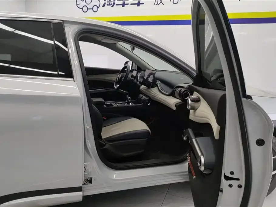 BYD Yuan Plus 2022 из CN, фото 7