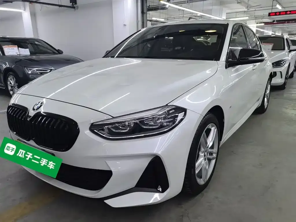 BMW 1 Series 2023 из CN, фото 4