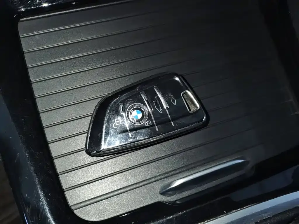 BMW 1 Series 2023 из CN, фото 5