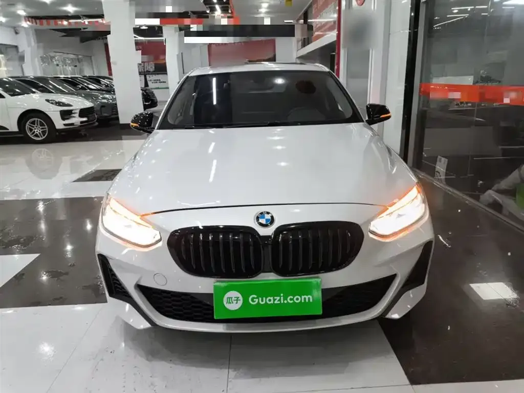 BMW 1 Series 2022 из CN, фото 2