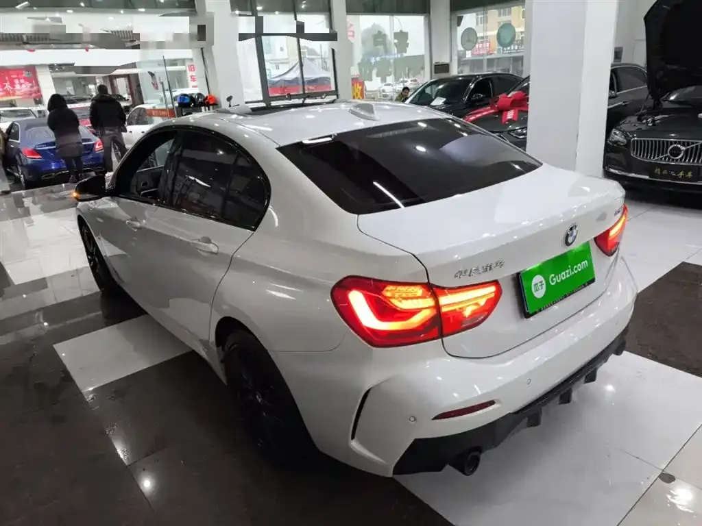 BMW 1 Series 2022 из CN, фото 9