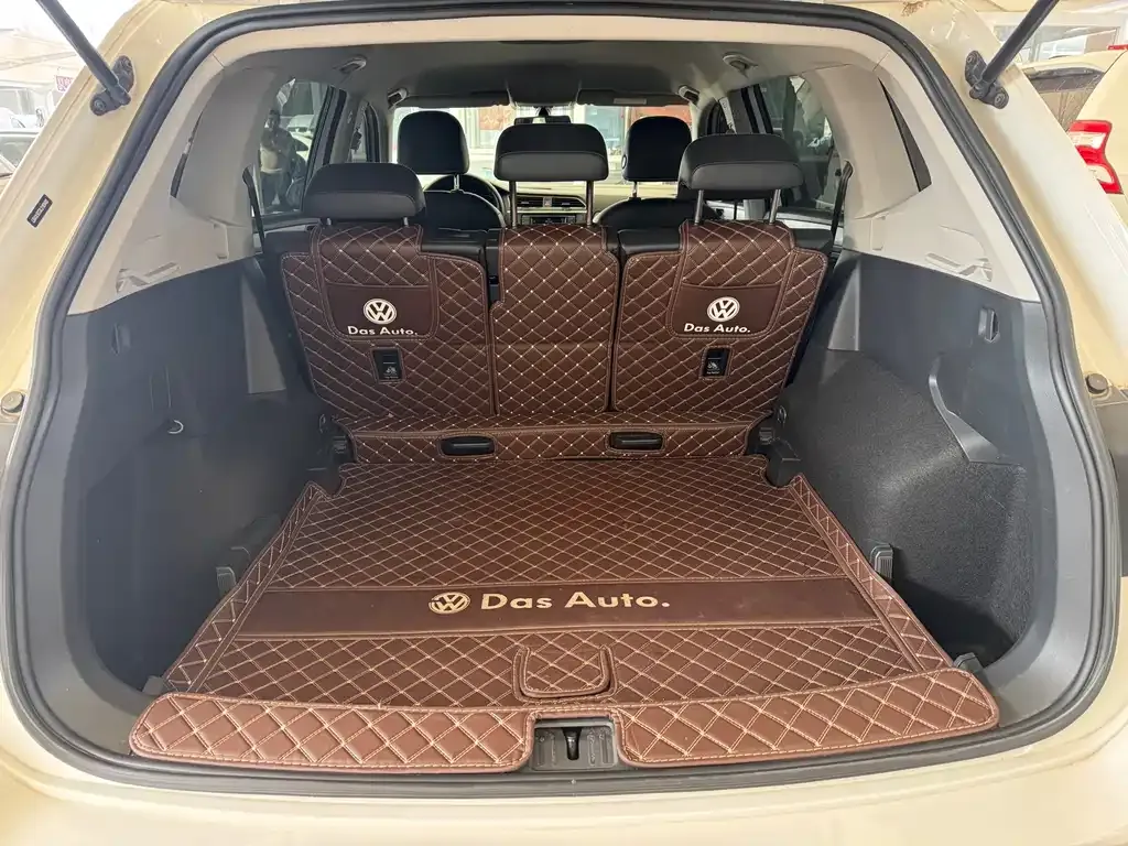 Volkswagen Tiguan L 2021 из CN, фото 4