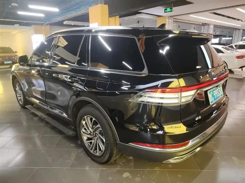 Lincoln Aviator 2023 из CN, фото 5