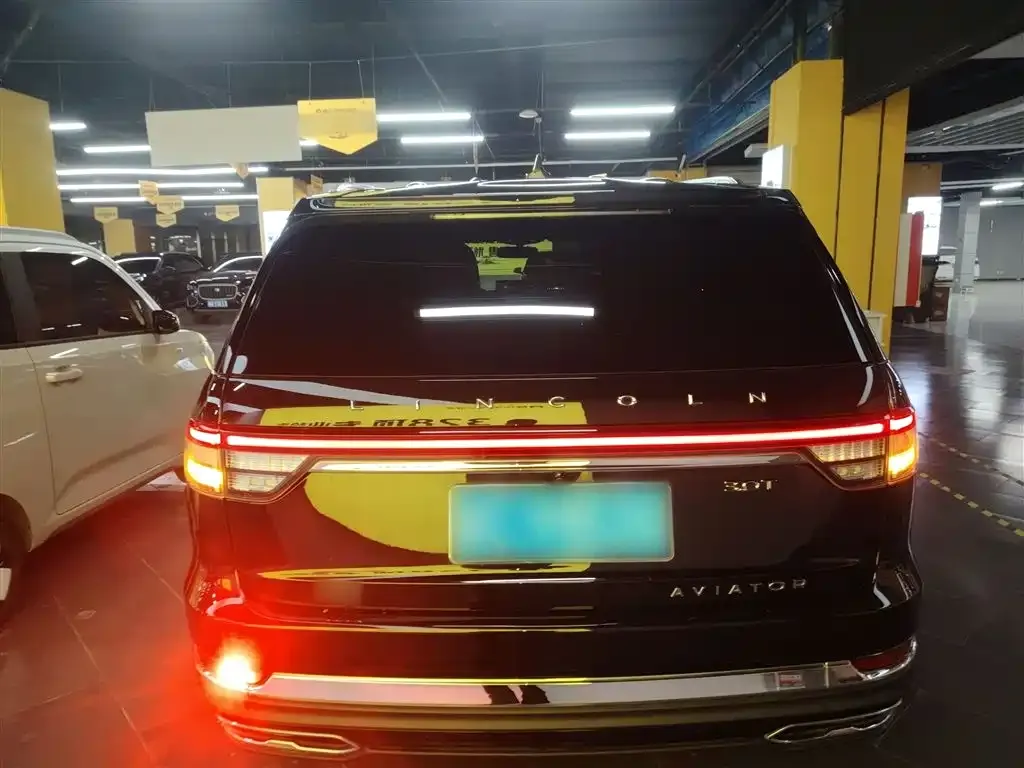 Lincoln Aviator 2023 из CN, фото 3