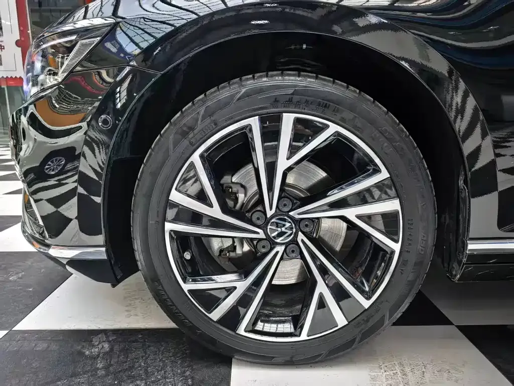 Volkswagen Magotan 2022 из CN, фото 10