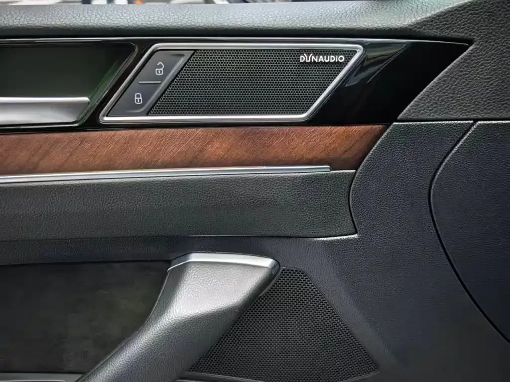 Volkswagen Magotan 2022 из CN, фото 6