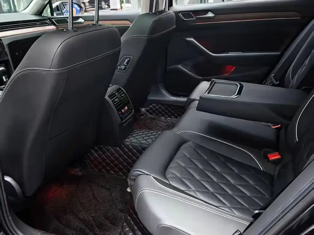 Volkswagen Magotan 2022 из CN, фото 3