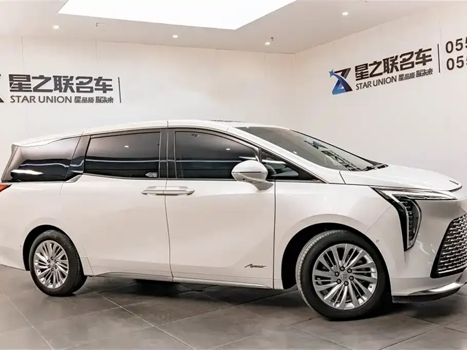 Buick Century 2024 из CN, фото 2