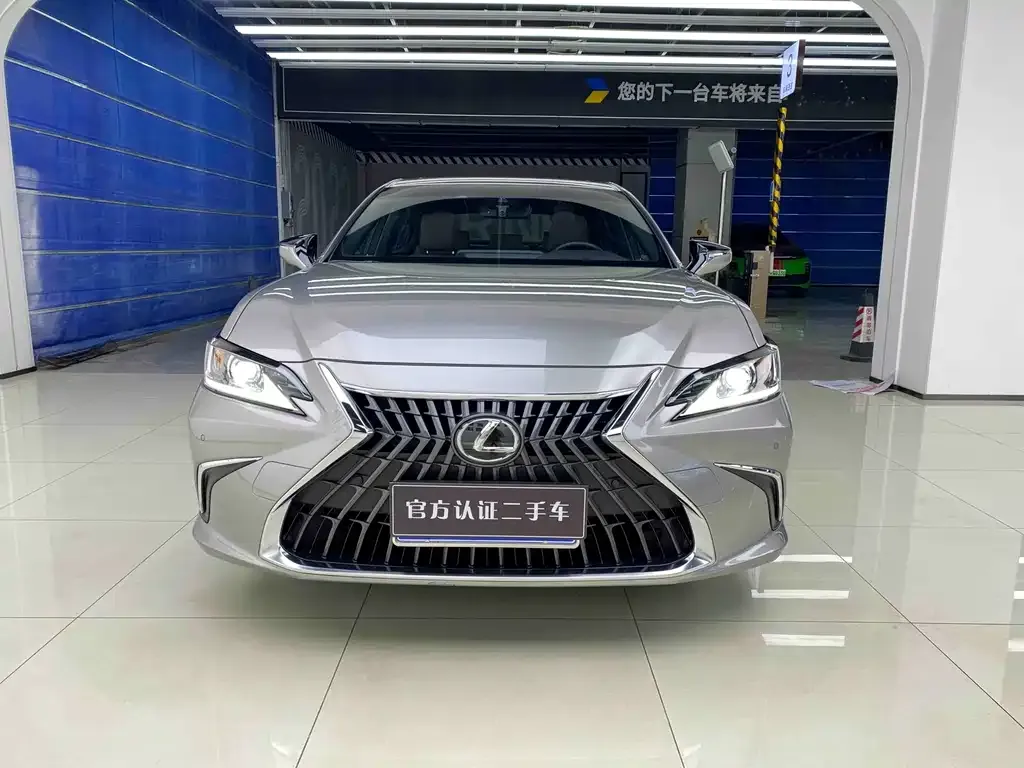 Lexus ES 2023 из CN, фото 10
