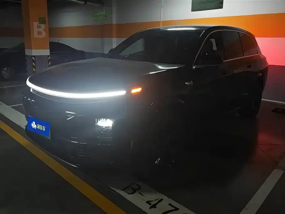 Li Auto L8 2023 из CN, фото 1