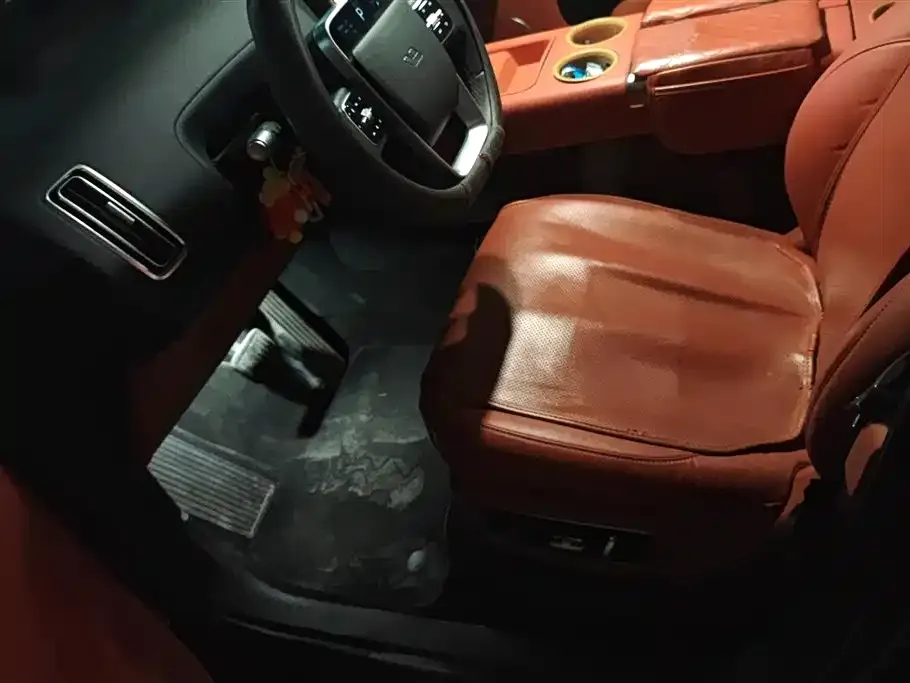Li Auto L8 2023 из CN, фото 6