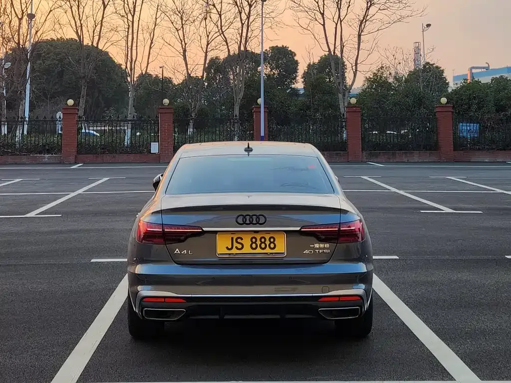 Audi A4L 2021 из CN, фото 6
