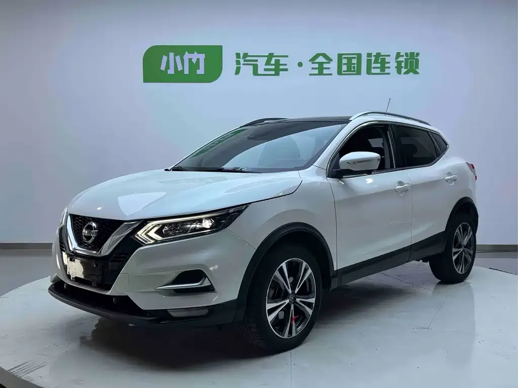Nissan Qashqai — фото 1