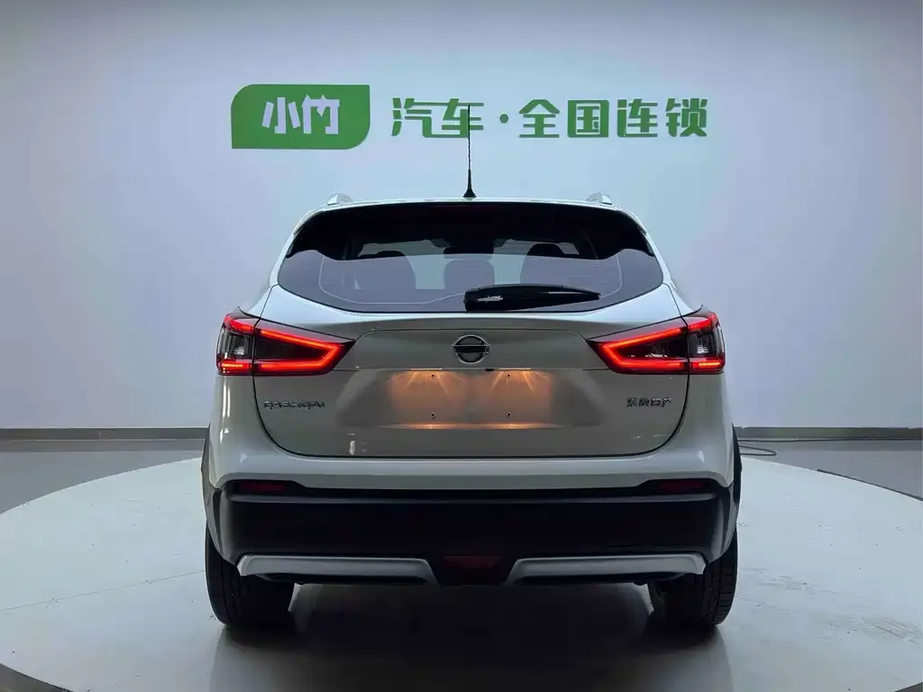 Nissan Qashqai — фото 2