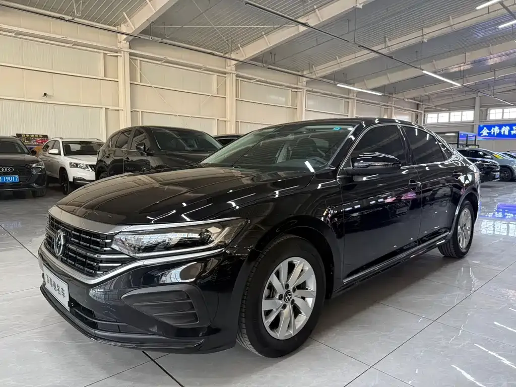 Volkswagen Passat 2022 из CN, фото 1