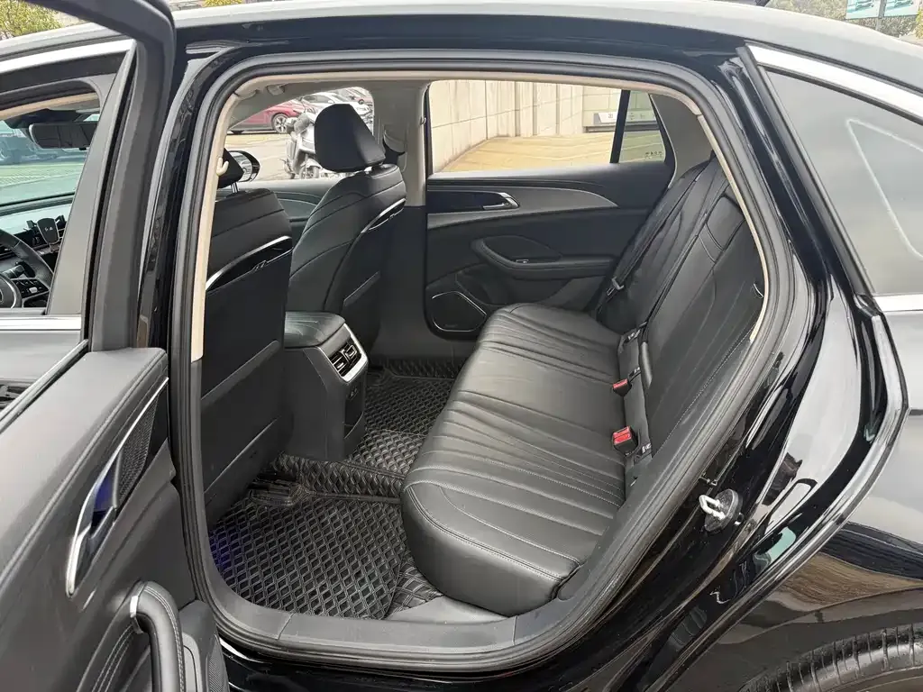 Hongqi H5 2023 из CN, фото 3