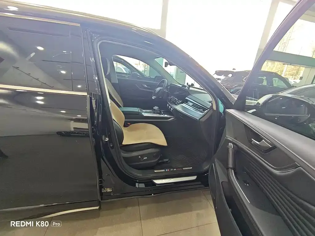 Hongqi HS5 2024 из CN, фото 8