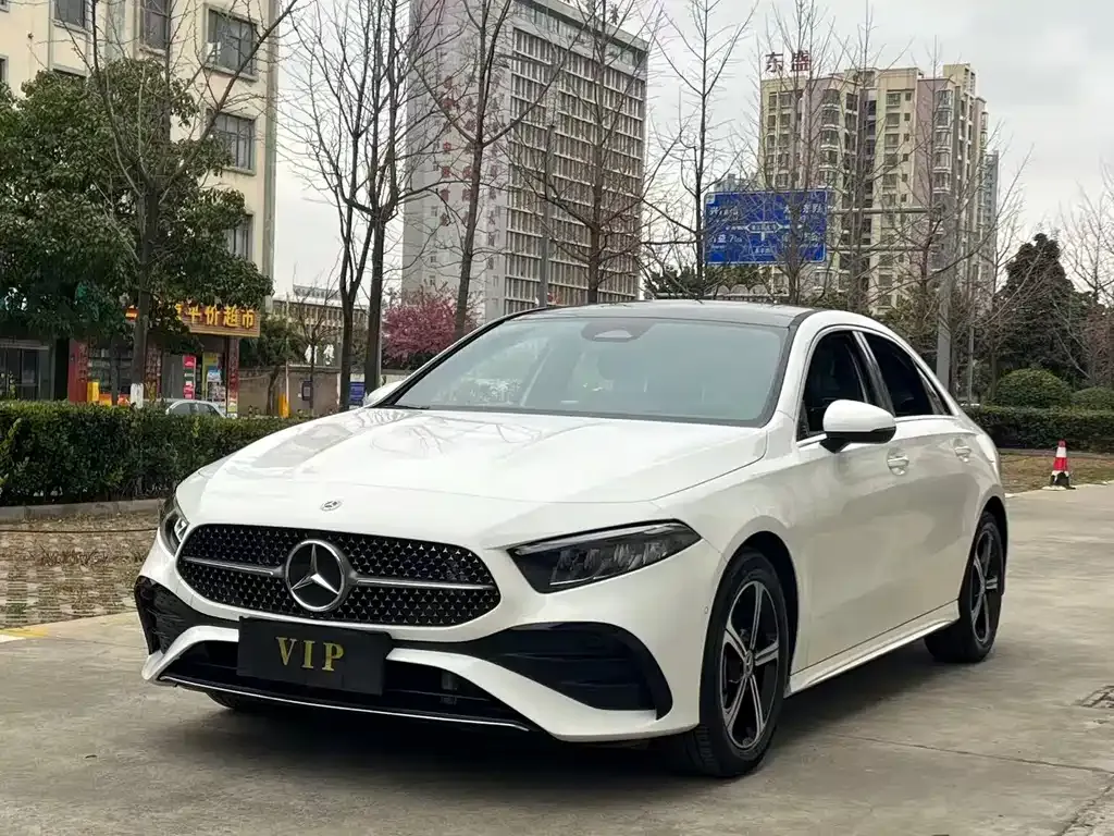 Mercedes-Benz A-Class — фото 9