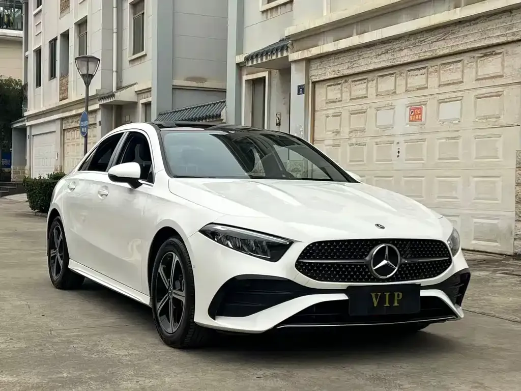 Mercedes-Benz A-Class — фото 6