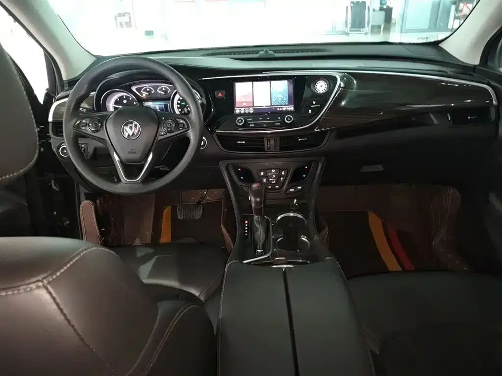 Buick Envision Plus — фото 9