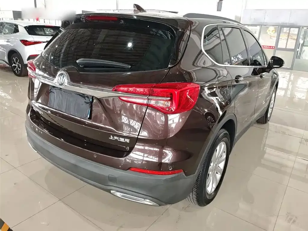 Buick Envision Plus — фото 2