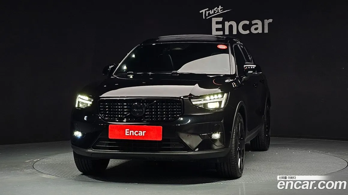 Volvo XC40 2025 из KR, фото 2