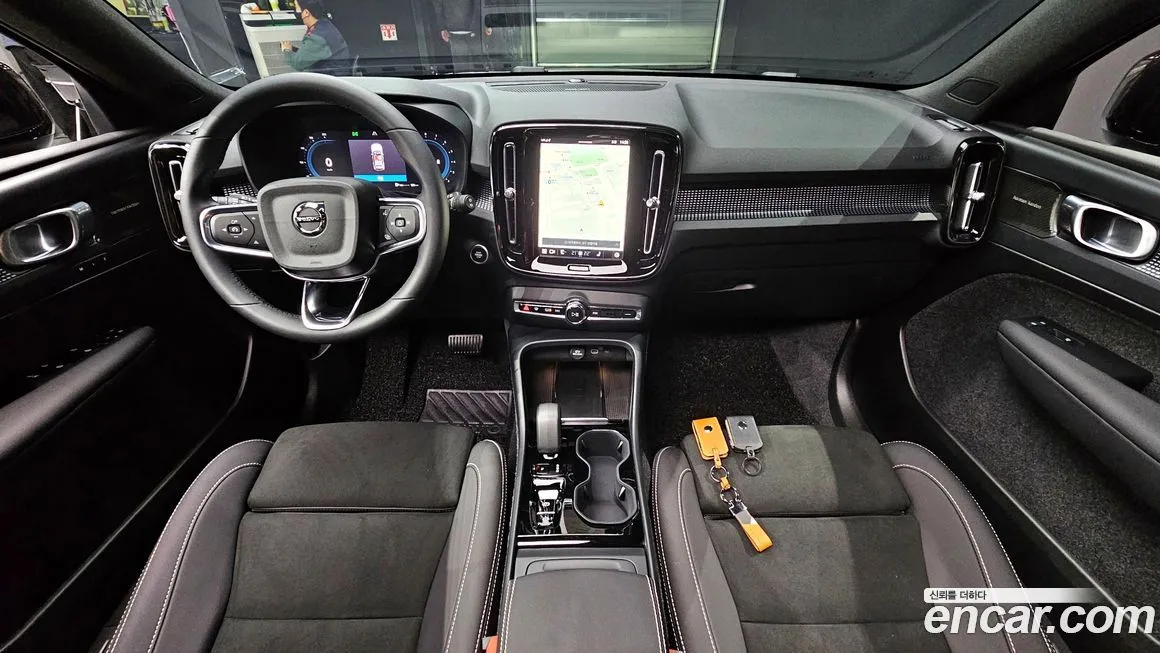 Volvo XC40 2025 из KR, фото 7